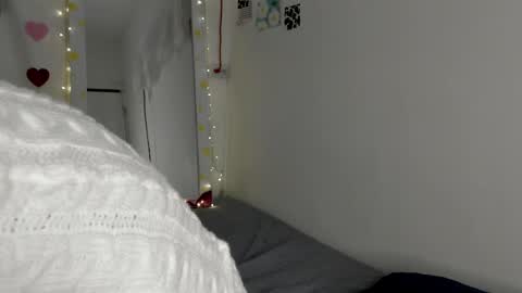 Snapshot of gabriela_duarte chatting on February 2025 02:51:01 AM Gabi online show from February 2025 02:51:01 AM