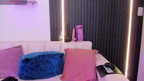 gabrielaa_miller_ online show from September 2025 07:46:02 PM