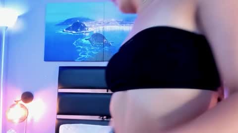 gabrielabotero online show from February 2026 07:42:02 PM