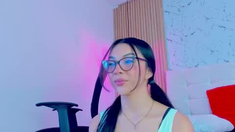 Gabriela Evans MS online show from March 2025 03:40:01 AM