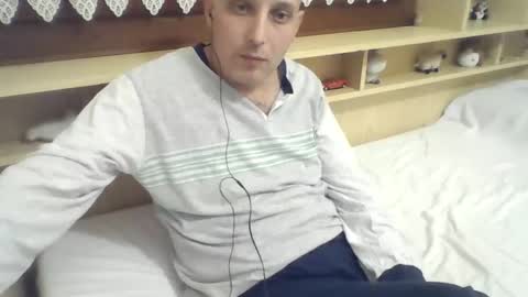 Gabriele online show from October 2025 06:39:01 PM