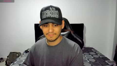 Snapshot of gabrieljr99 chatting on September 2025 05:11:02 AM Gabe online show from September 2025 05:11:02 AM