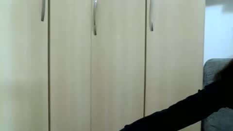 gabriellamanhaes online show from May 2026 11:11:01 PM