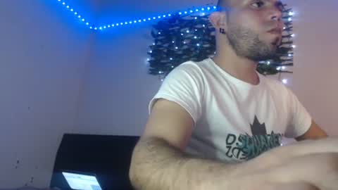 Snapshot of gabrielle_ramirez chatting on October 2025 10:52:02 PM Gabriel online show from October 2025 10:52:02 PM