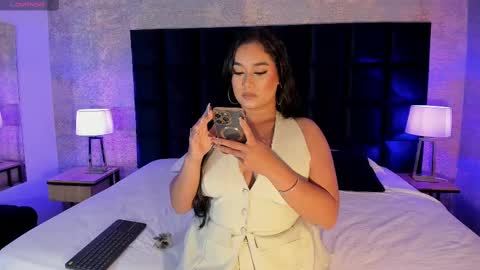 Snapshot of gaby_blaze chatting on March 2025 10:13:02 PM Gaby Blaze online show from March 2025 10:13:02 PM