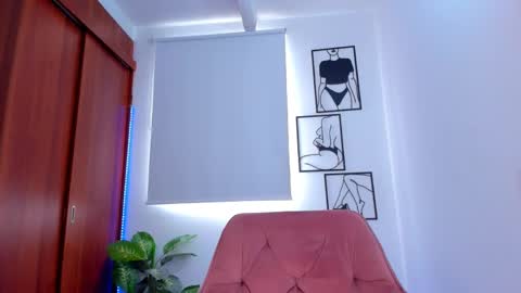    online show from September 2025 08:52:01 PM