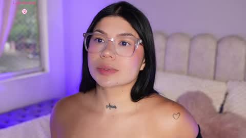 Aleja  online show from March 2026 12:02:02 PM