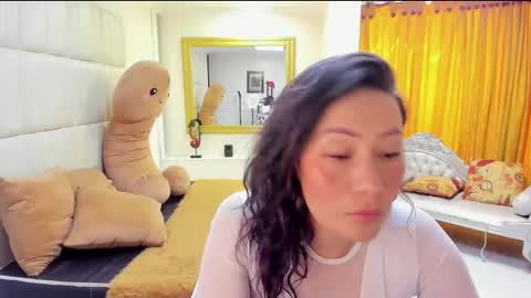 Snapshot of gaby_trent chatting on December 2024 03:33:01 PM gabriela online show from December 2024 03:33:01 PM