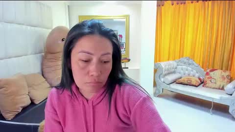 Snapshot of gaby_trent chatting on December 2024 02:17:01 PM gabriela online show from December 2024 02:17:01 PM
