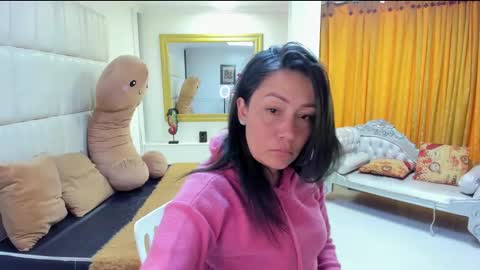 Snapshot of gaby_trent chatting on December 2024 05:19:01 PM gabriela online show from December 2024 05:19:01 PM
