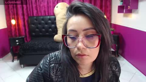 Snapshot of gaby_trent chatting on February 2025 08:59:01 PM gabriela online show from February 2025 08:59:01 PM