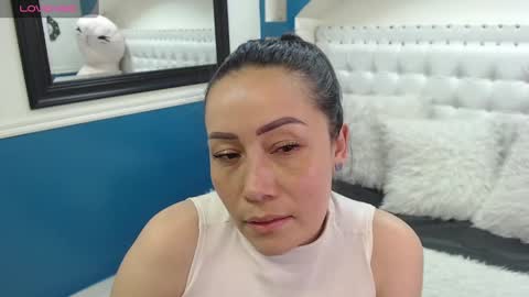 Snapshot of gaby_trent chatting on February 2025 06:04:02 PM gabriela online show from February 2025 06:04:02 PM