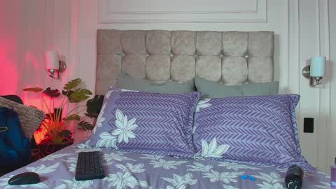 Snapshot of gabyevans4 chatting on April 2026 12:20:01 PM GabyEvans online show from April 2026 12:20:01 PM