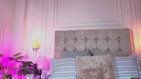 Snapshot of gabyevans4 chatting on April 2026 12:18:02 PM GabyEvans online show from April 2026 12:18:02 PM