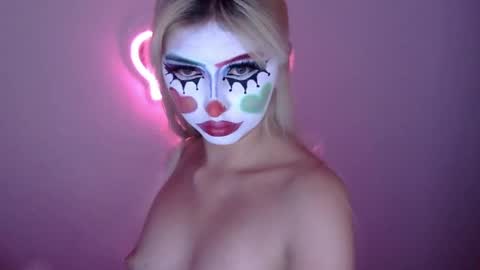 Snapshot of gabygumms chatting on April 2026 12:43:01 PM gabygumms online show from April 2026 12:43:01 PM