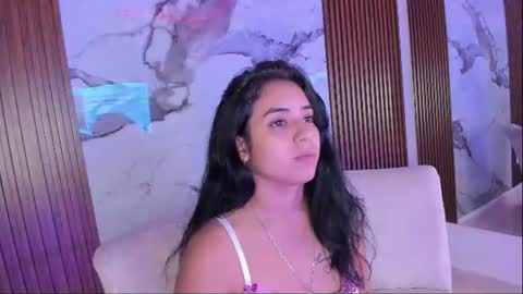 Snapshot of gabyhott_ chatting on June 2026 03:50:02 AM Gaby online show from June 2026 03:50:02 AM