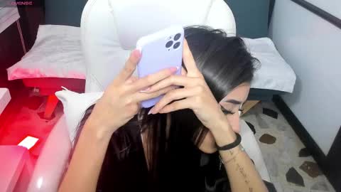 Snapshot of gabyowenss_ chatting on March 2026 02:04:02 AM Gaby Owens online show from March 2026 02:04:02 AM