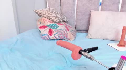 gabyyjones online show from February 2025 05:37:02 PM