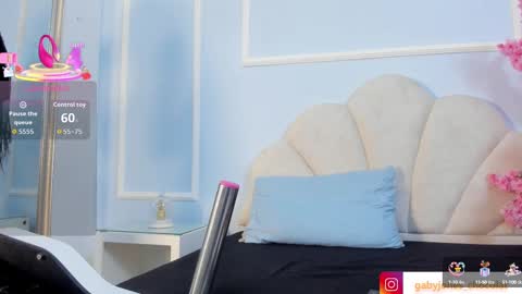 gabyyjones online show from September 2025 09:09:01 AM