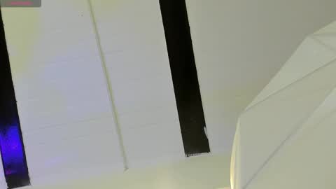 gabyyjones online show from November 2025 11:11:01 AM