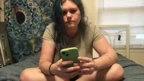 Eryn online show from December 2025 04:35:02 PM