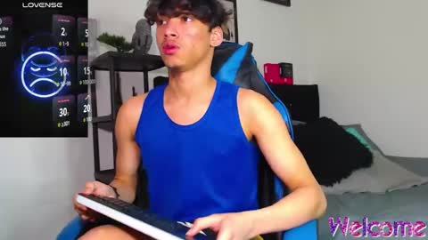 gael_jones online show from December 2025 02:05:02 AM