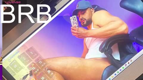 Snapshot of gael_meneses chatting on October 2025 11:43:01 AM Gael Meneses online show from October 2025 11:43:01 AM