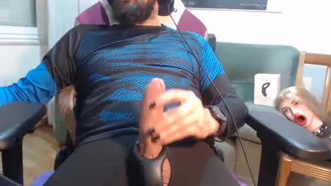 Snapshot of gag0nmyc0ck chatting on February 2025 04:03:01 AM your master online show from February 2025 04:03:01 AM