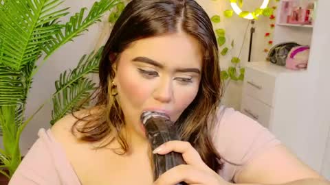 Snapshot of gaia_01_ chatting on April 2026 11:52:02 PM Gaia online show from April 2026 11:52:02 PM