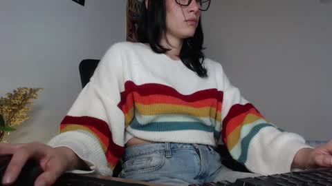 Snapshot of gaitan4 chatting on April 2026 10:51:01 PM gaitan4 online show from April 2026 10:51:01 PM