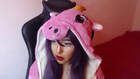 Kate 3 online show from November 2025 07:46:02 PM