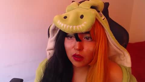 Kate 3 online show from December 2025 07:32:01 PM