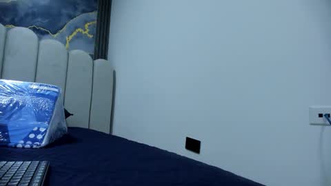 galaanderson online show from November 2025 01:25:02 PM