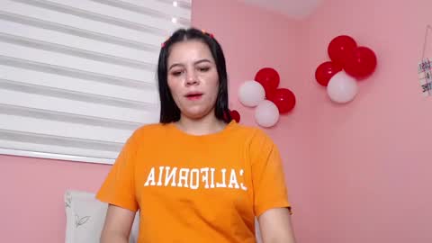 Snapshot of galayounng_ chatting on February 2025 04:15:02 PM Gala Y online show from February 2025 04:15:02 PM