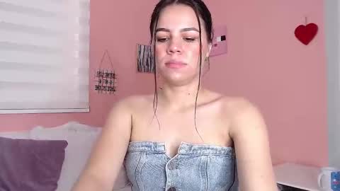 Snapshot of galayounng_ chatting on March 2025 03:16:02 PM Gala Y online show from March 2025 03:16:02 PM