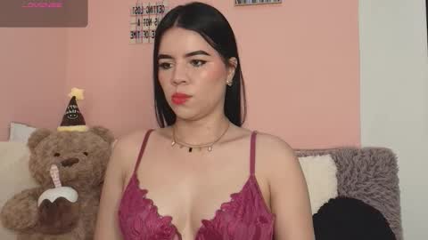 Snapshot of galayounng_ chatting on November 2025 11:20:02 AM Gala Y online show from November 2025 11:20:02 AM