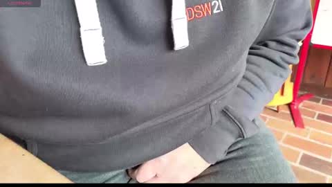 Snapshot of gallimanxxleu chatting on March 2026 12:16:02 PM Stutzen online show from March 2026 12:16:02 PM