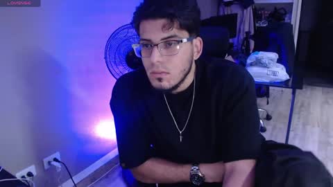 Snapshot of gambitoz chatting on April 2026 05:36:01 AM Gabriel online show from April 2026 05:36:01 AM