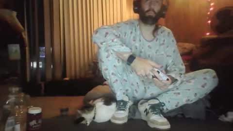 Snapshot of gamerfiend420 chatting on January 2026 06:39:01 AM gamerfiend420 online show from January 2026 06:39:01 AM