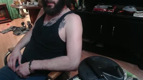 Snapshot of garageguy4fun chatting on February 2025 11:23:01 AM garageguy4fun online show from February 2025 11:23:01 AM
