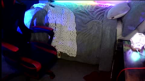 Jenna  - be back MONDAY night.  online show from December 2024 08:57:02 AM