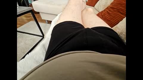 garbis11 online show from November 2025 03:00:01 PM