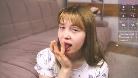 Violla online show from March 2026 05:08:01 PM