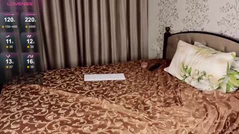 Ava online show from December 2024 09:43:02 AM