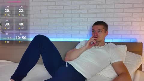 Snapshot of garettvosss chatting on September 2025 04:17:01 AM Gared online show from September 2025 04:17:01 AM