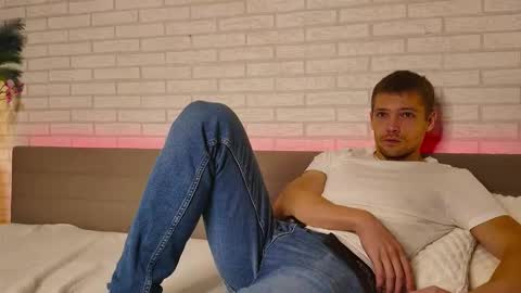 Snapshot of garettvosss chatting on October 2025 05:21:02 AM Gared online show from October 2025 05:21:02 AM