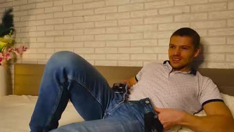 Snapshot of garettvosss chatting on November 2025 06:45:01 AM Gared online show from November 2025 06:45:01 AM