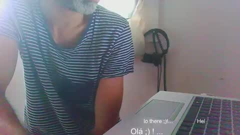 Snapshot of garrafade24 chatting on November 2025 12:11:02 PM Garrafade24 online show from November 2025 12:11:02 PM