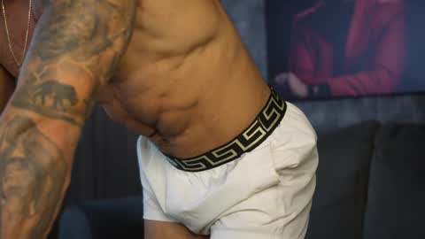 Snapshot of garret_alvin_ chatting on April 2026 03:37:02 AM Garret online show from April 2026 03:37:02 AM