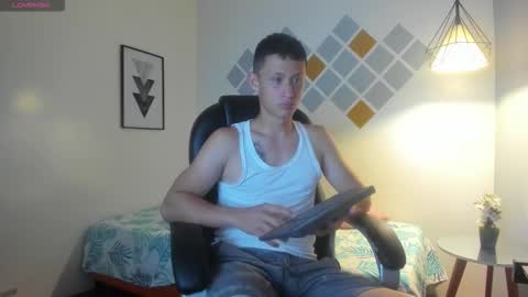 garuo_18 online show from October 2025 03:40:01 AM